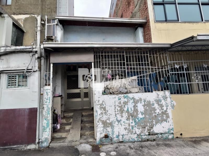 苗栗買地送合法平房房屋室內格局與周邊環境