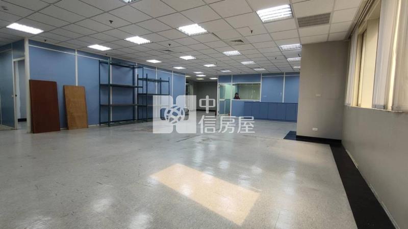 桃園市大園工業區廠房房屋室內格局與周邊環境