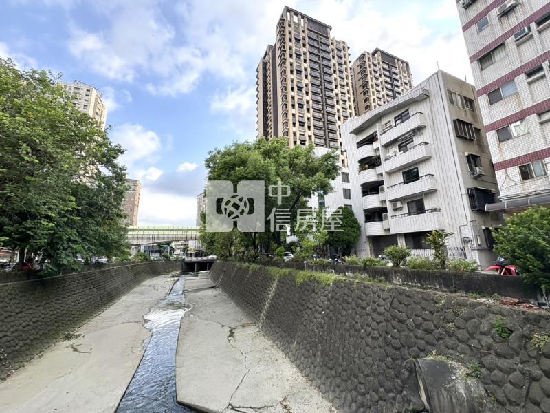 中清捷運祥瑞家園美四房房屋室內格局與周邊環境