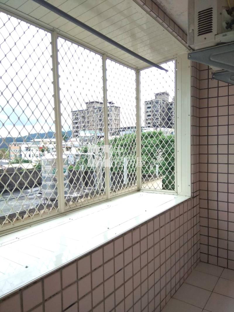 大忠路低總價溫馨電梯套房房屋室內格局與周邊環境