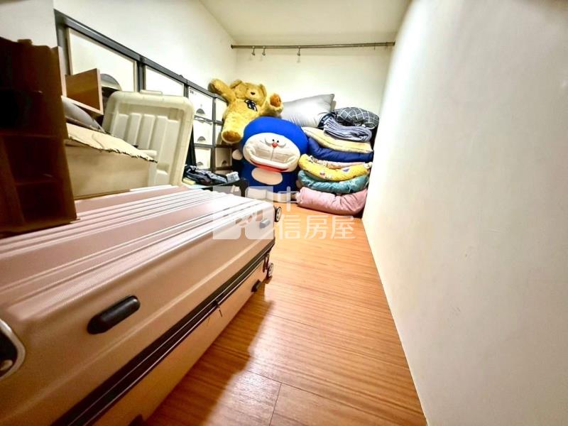 星月雅筑車位小豪宅房屋室內格局與周邊環境