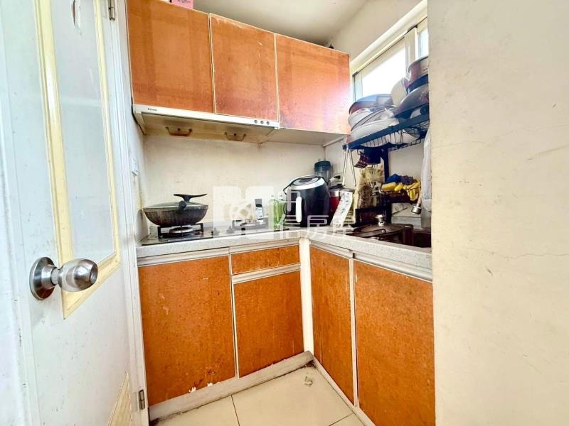 星月雅筑車位小豪宅房屋室內格局與周邊環境