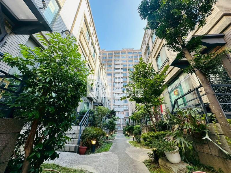 千松富墅震後4房別墅房屋室內格局與周邊環境