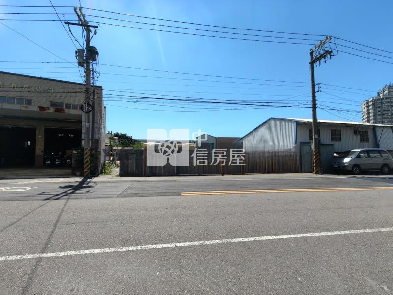 東區十甲東路上*住七.百坪建地*房屋室內格局與周邊環境