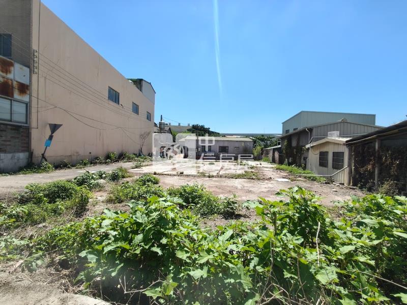 東區十甲東路上*住七.百坪建地*房屋室內格局與周邊環境