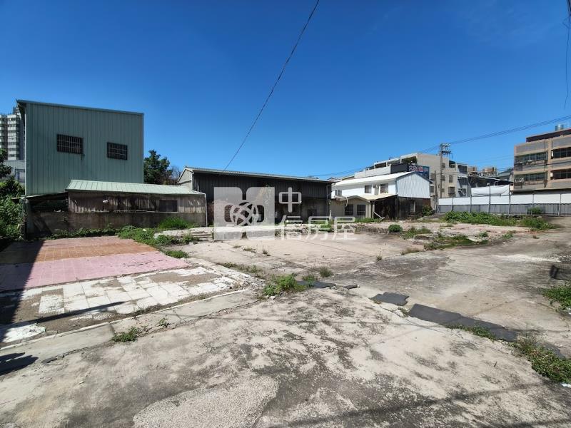 東區十甲東路上*住七.百坪建地*房屋室內格局與周邊環境