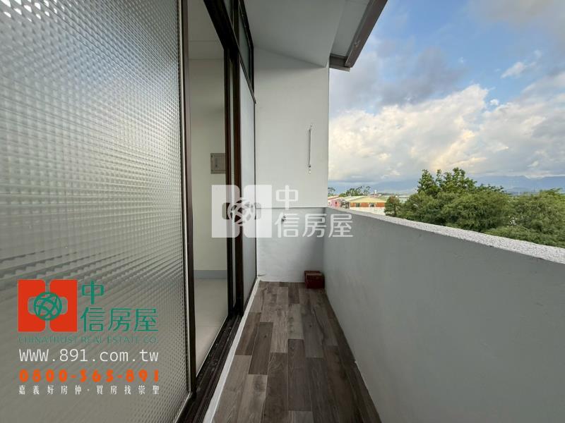 忠義橋旁全新整理店住房屋室內格局與周邊環境