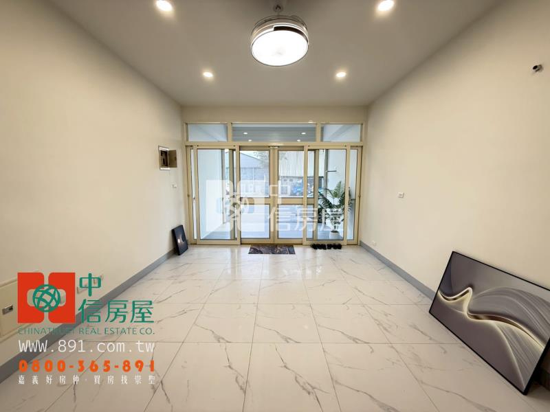忠義橋旁全新整理店住房屋室內格局與周邊環境