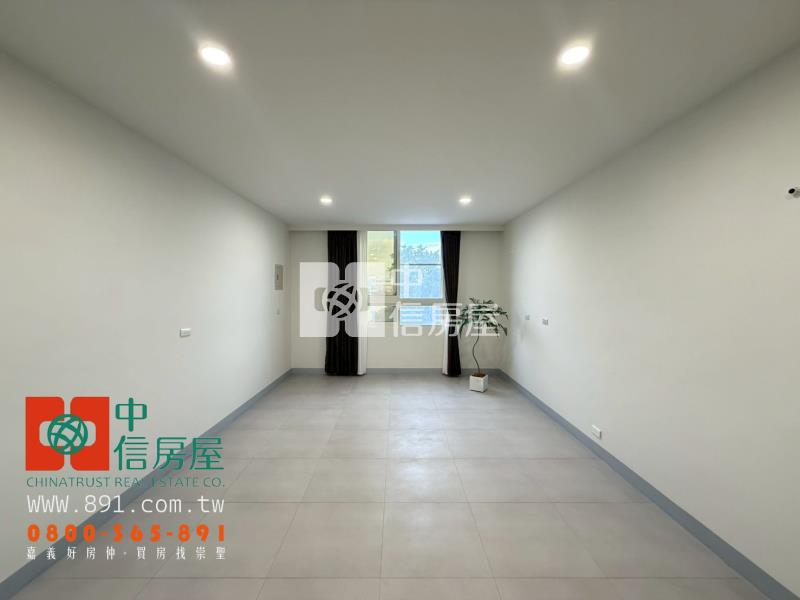 忠義橋旁全新整理店住房屋室內格局與周邊環境