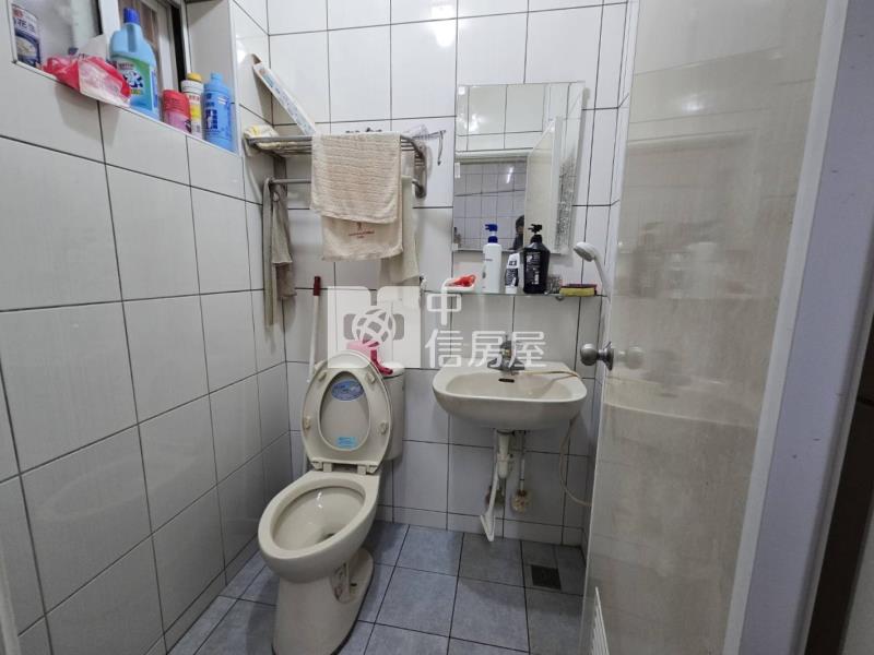 新化早市臨路出租鐵厝房屋室內格局與周邊環境