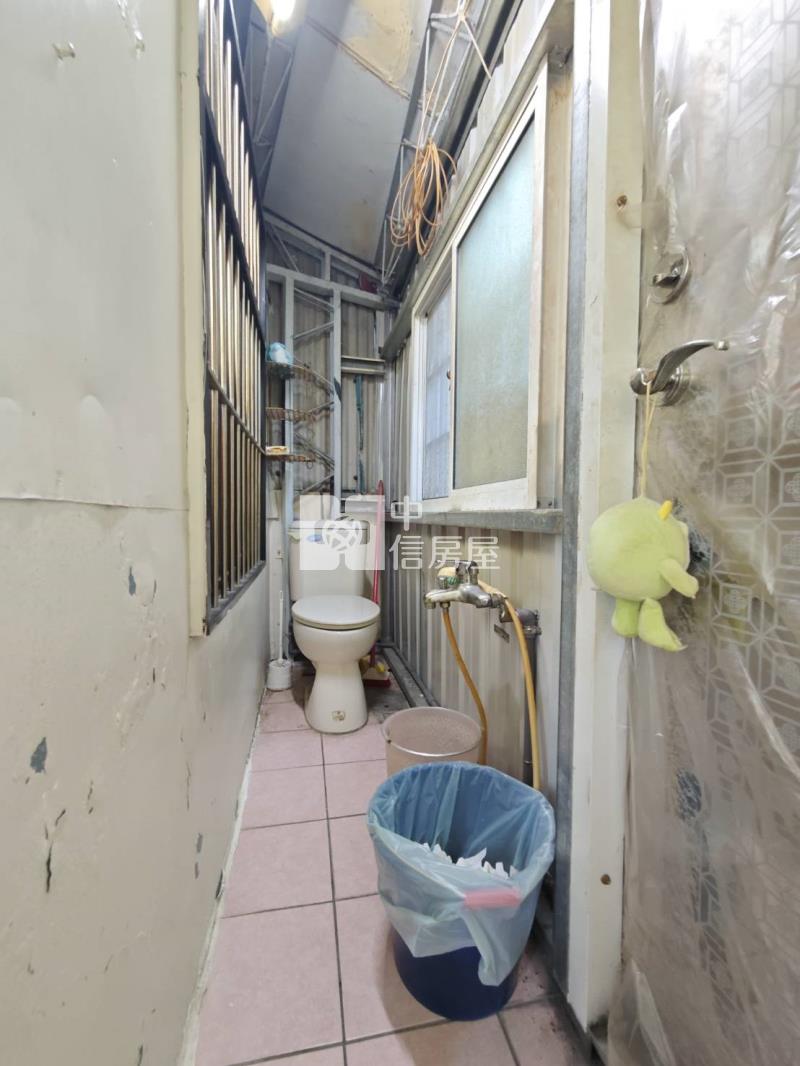 大里低總價活路孝親房透天房屋室內格局與周邊環境