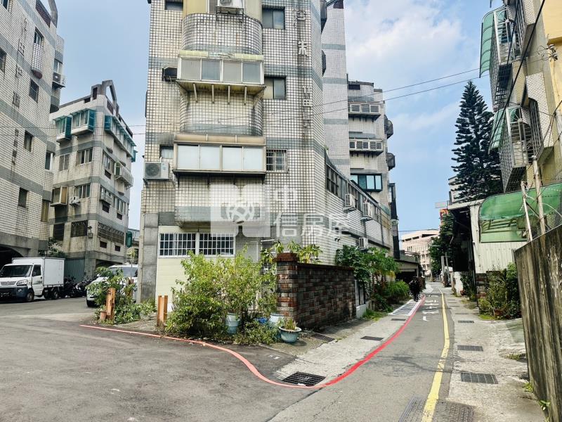 東南後站百坪大住店房屋室內格局與周邊環境