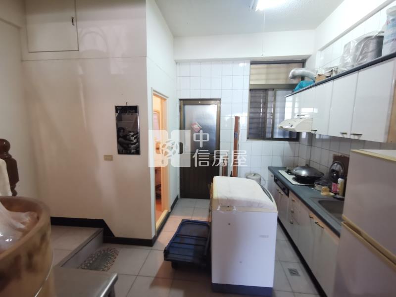 中壢近青埔景觀大透天房屋室內格局與周邊環境