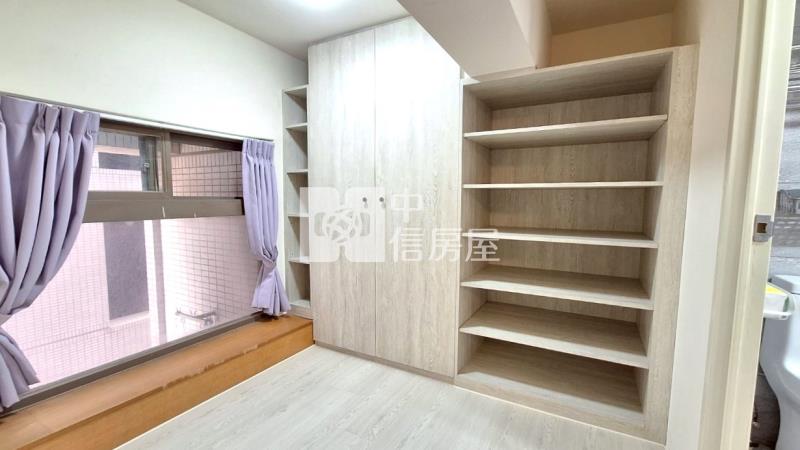 崇德商圈樓中樓四房平車房屋室內格局與周邊環境