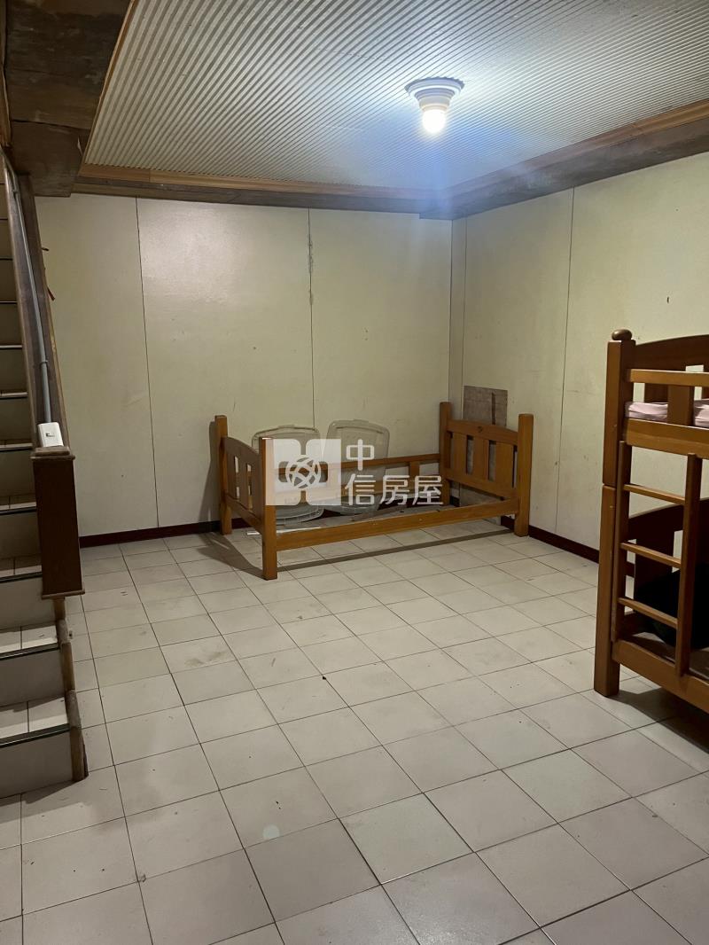 ●安樂區基金一路店面房屋室內格局與周邊環境