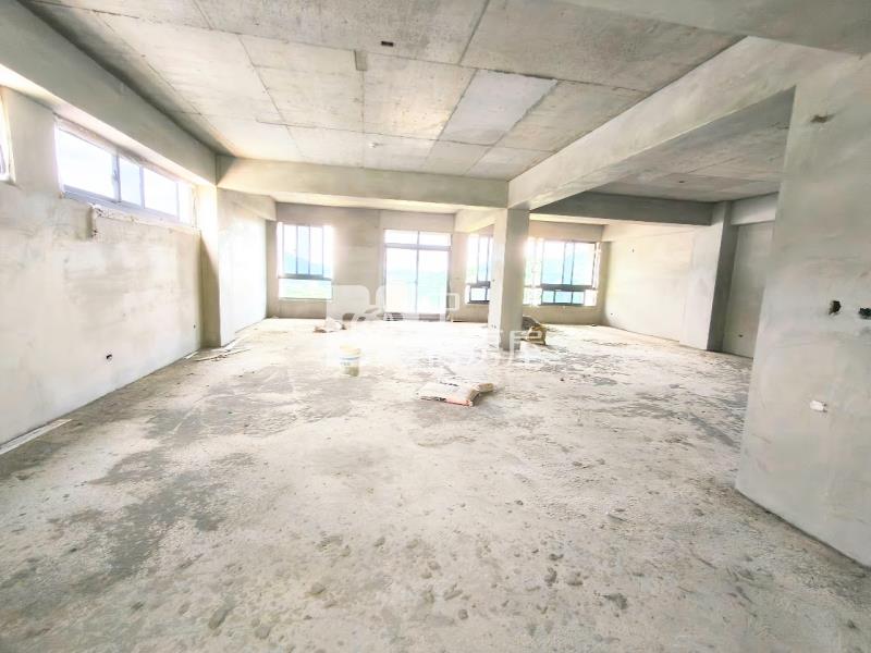 太平大面寬*百坪全新廠房*透天4樓廠宿合一房屋室內格局與周邊環境