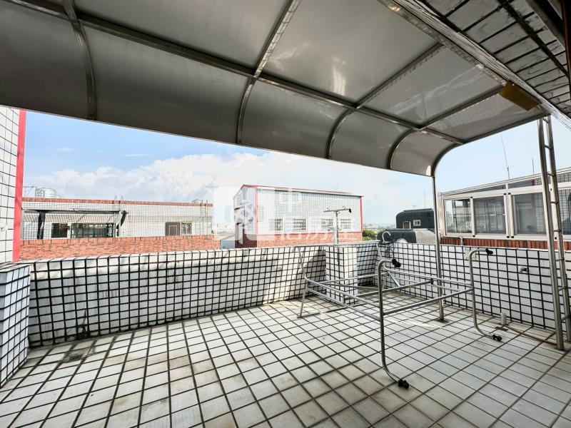 豐樂公園旁大地坪雙車庭園別墅房屋室內格局與周邊環境