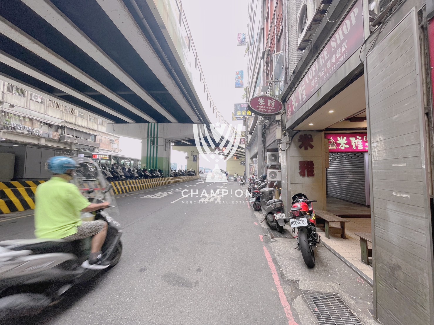 【冠軍】愛一路廟口金店面房屋室內格局與周邊環境