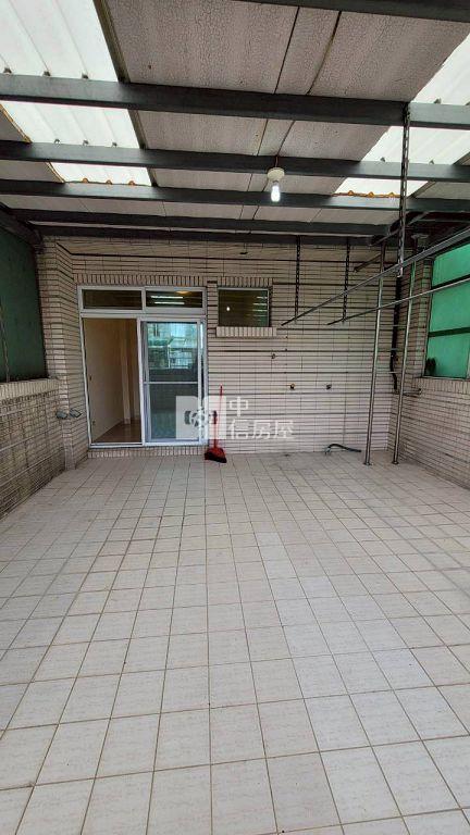 中壢新生路雙車位中庭花園別墅(中信卓越團隊)房屋室內格局與周邊環境