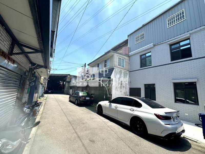 龍潭中興商圈大面寬美透天(中信卓越團隊)房屋室內格局與周邊環境