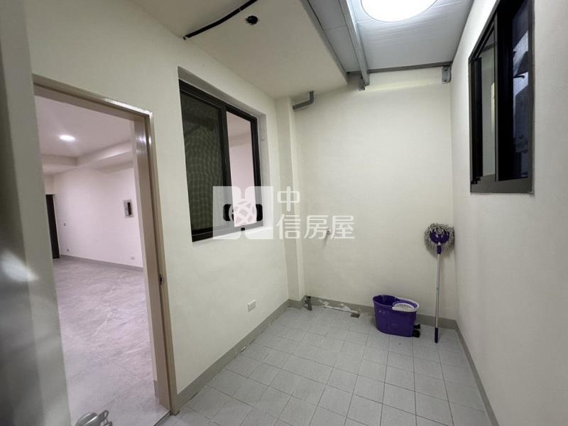 龍潭中興商圈大面寬美透天(中信卓越團隊)房屋室內格局與周邊環境