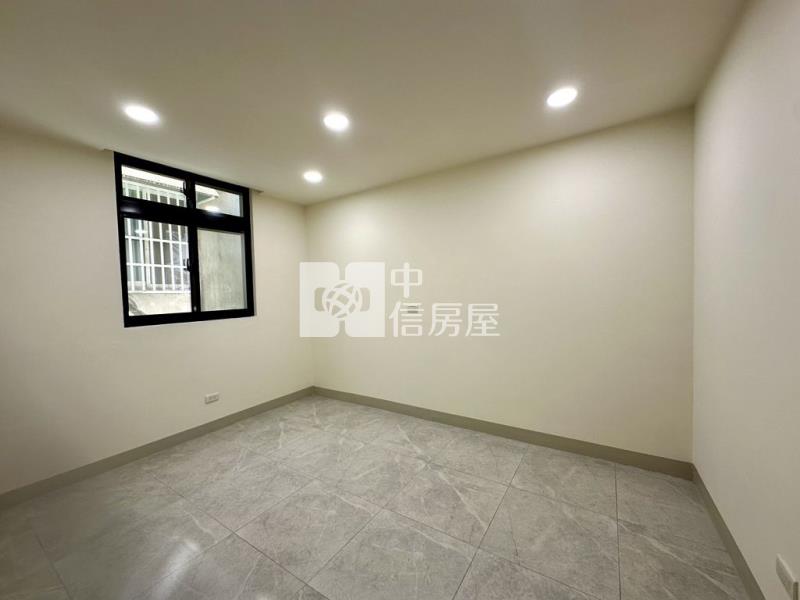 龍潭中興商圈大面寬美透天(中信卓越團隊)房屋室內格局與周邊環境