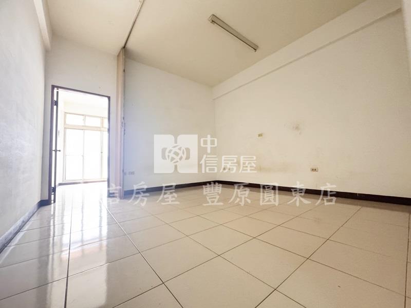 社口活巷騎樓透天房屋室內格局與周邊環境