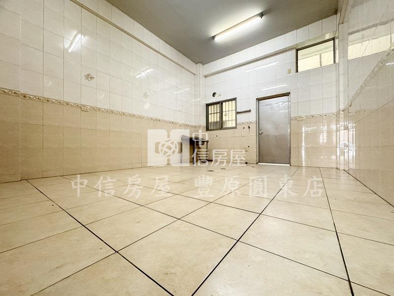 社口活巷騎樓透天房屋室內格局與周邊環境