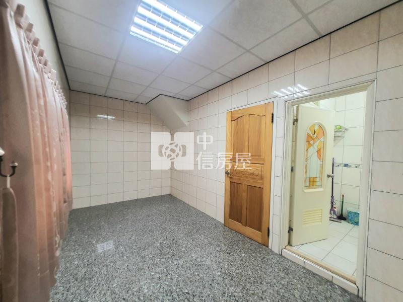 崇蘭國小活巷車墅房屋室內格局與周邊環境