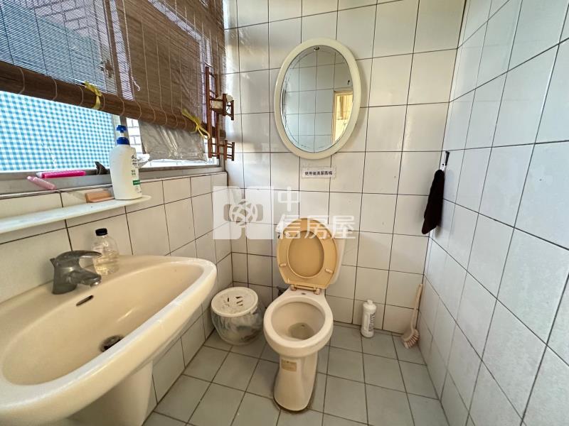 新屋市區無敵大三房+車位房屋室內格局與周邊環境