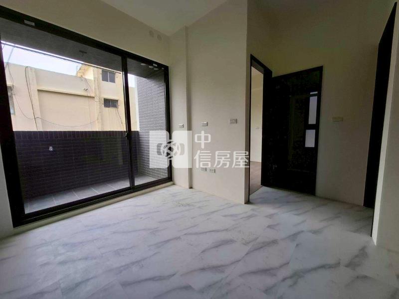 北斗路易莎旁兩房車位全新公寓房屋室內格局與周邊環境