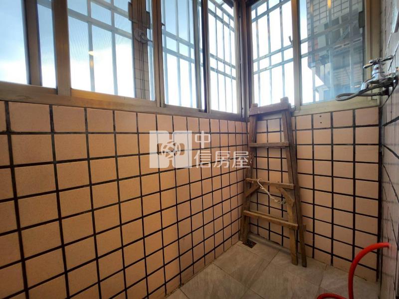 大里高樓層美三房平車B房屋室內格局與周邊環境