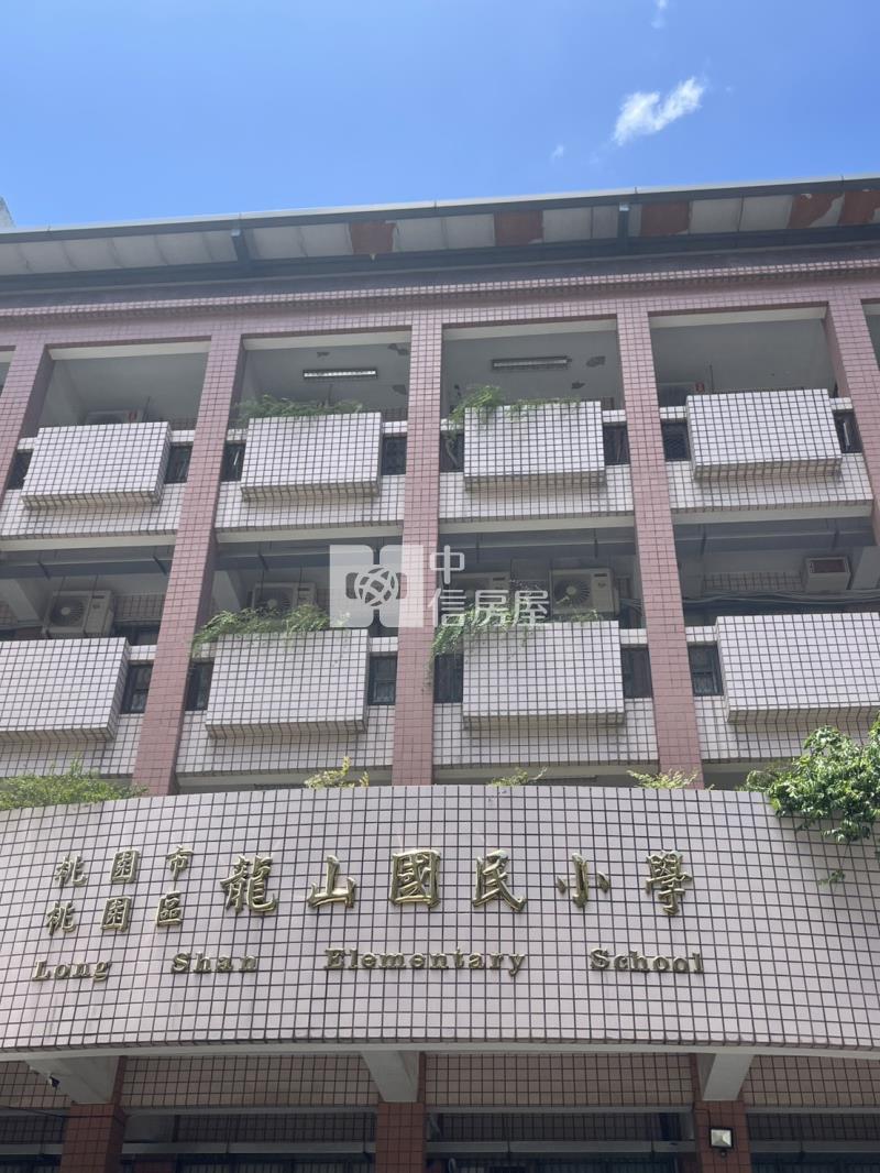 龍山國民小學3房車房屋室內格局與周邊環境