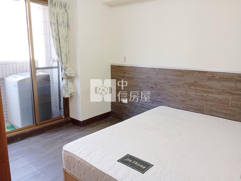 (南海大廈)站前低樓層低總價電梯大套房房屋室內格局與周邊環境