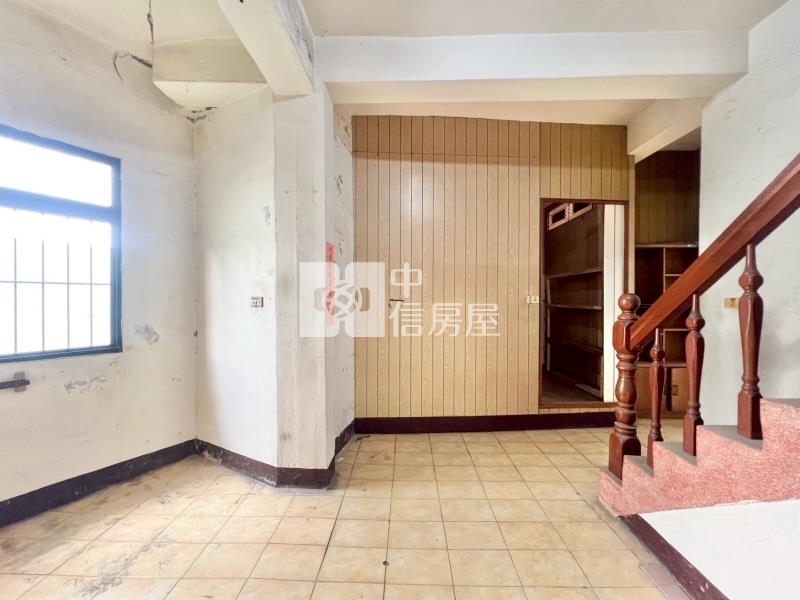 邊間大坪數透天房屋室內格局與周邊環境