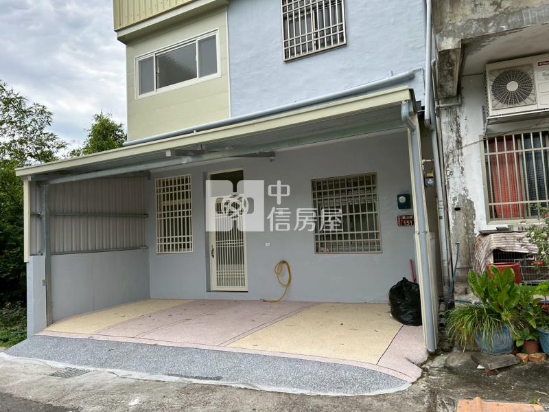 頭屋象山旁美透天房屋室內格局與周邊環境