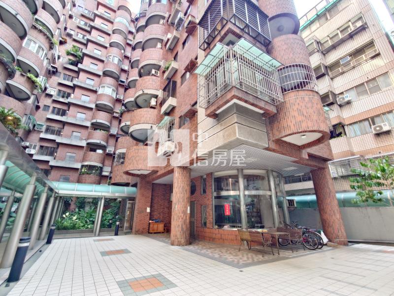 五期采邑美三房房屋室內格局與周邊環境