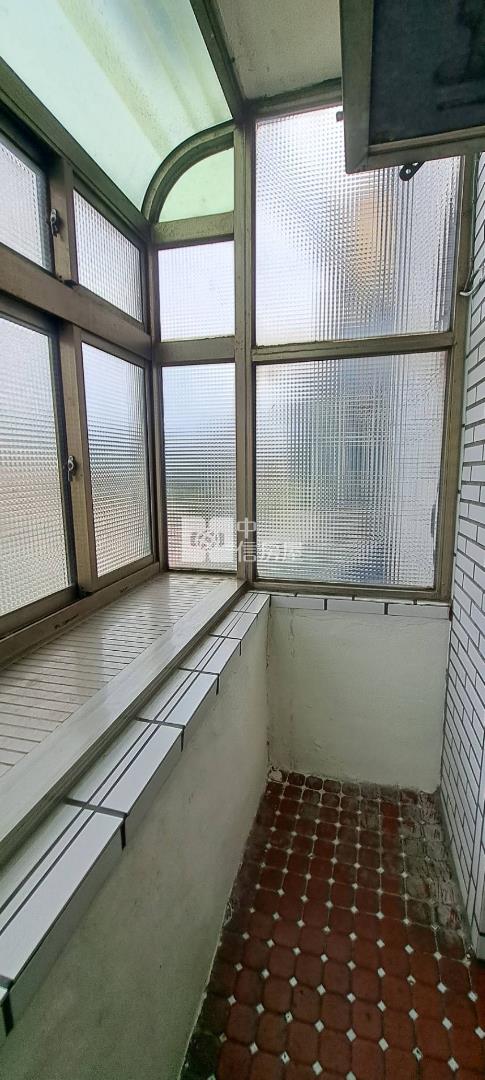 東安國中美透天房屋室內格局與周邊環境