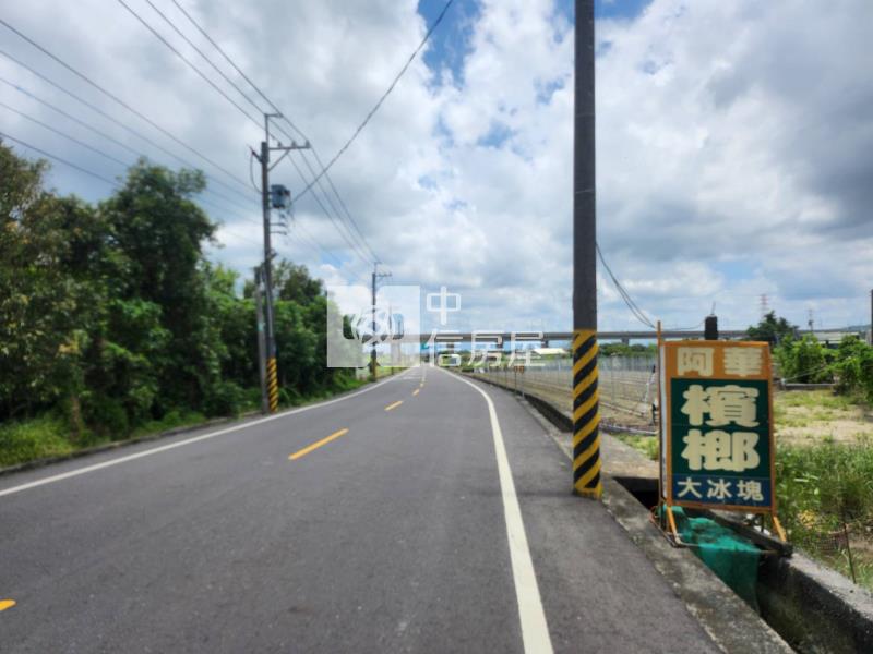 高鐵平易近人三分農地房屋室內格局與周邊環境