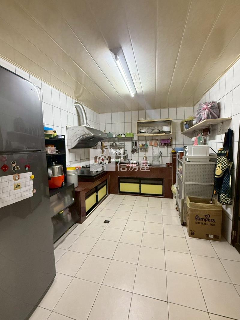 龍城新村透天房屋室內格局與周邊環境