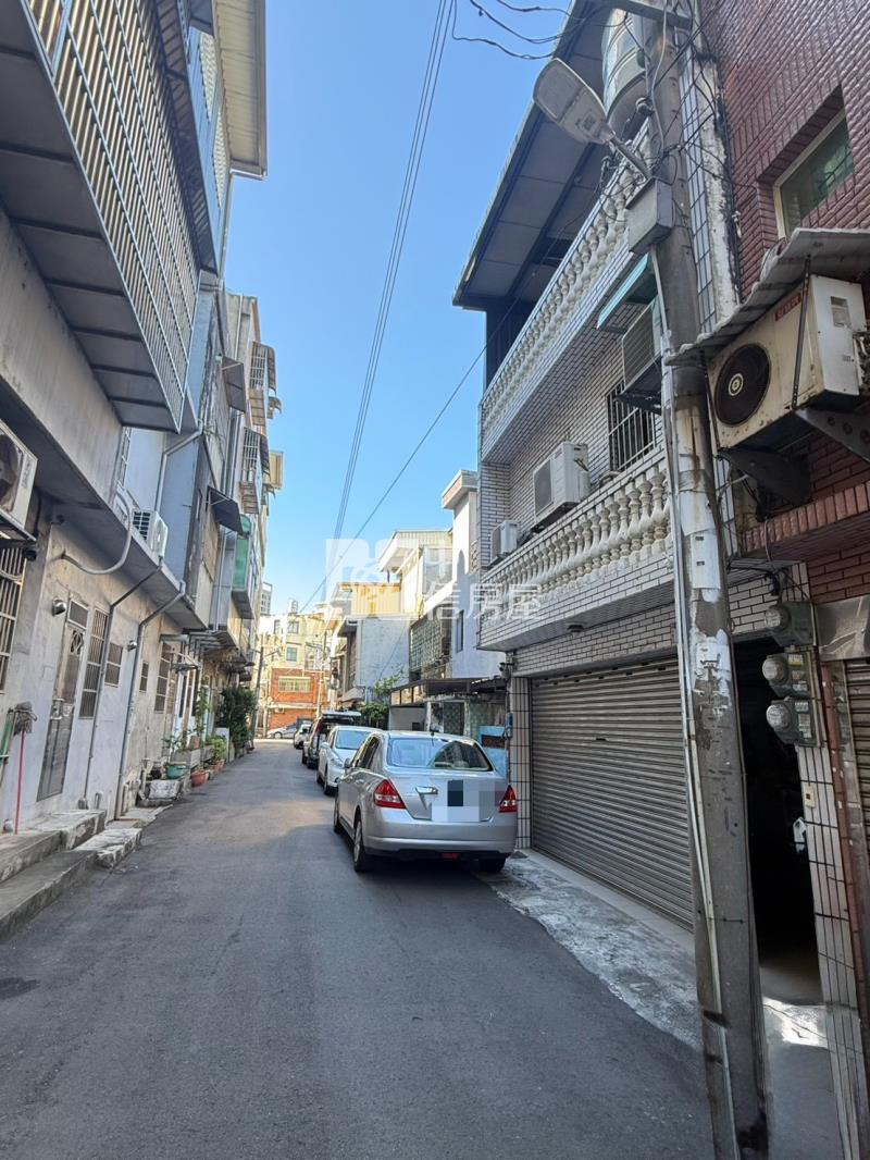 龍城新村透天房屋室內格局與周邊環境