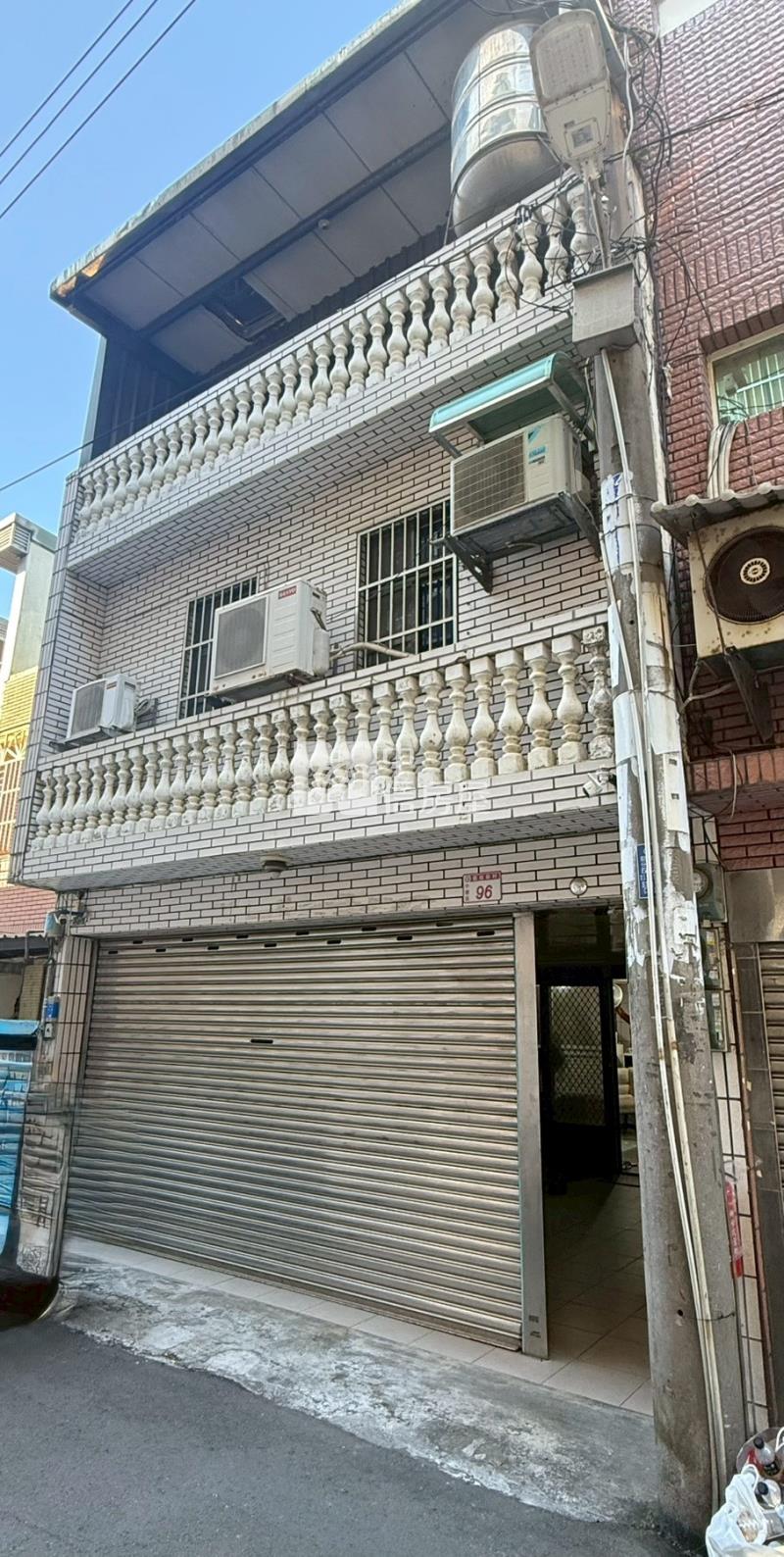龍城新村透天房屋室內格局與周邊環境