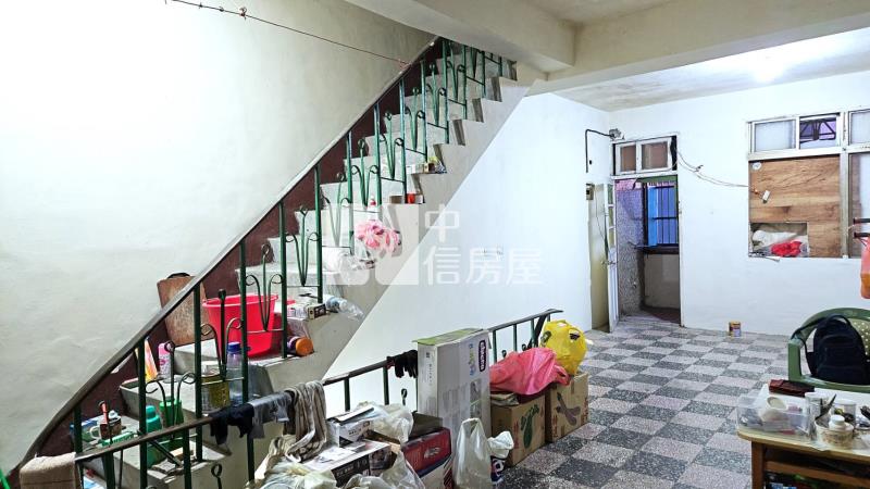 興豐路透天房屋室內格局與周邊環境