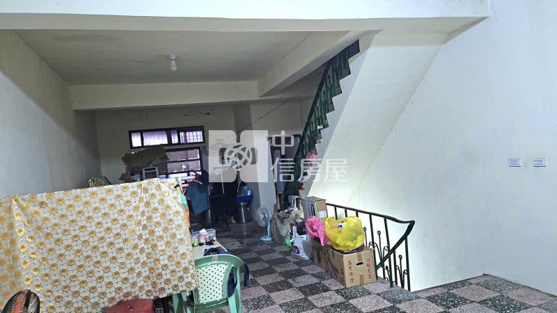 興豐路透天房屋室內格局與周邊環境