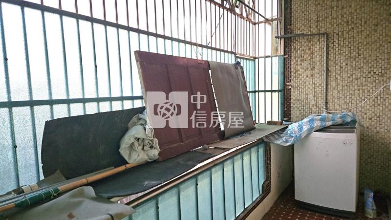 興豐路透天房屋室內格局與周邊環境