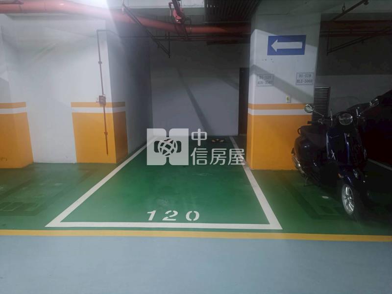 中壢過嶺電梯四房平車房屋室內格局與周邊環境