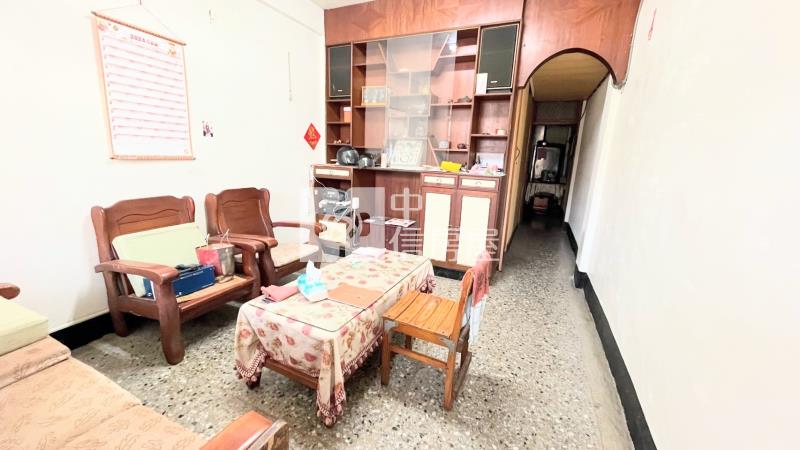 太平便宜透天房屋室內格局與周邊環境
