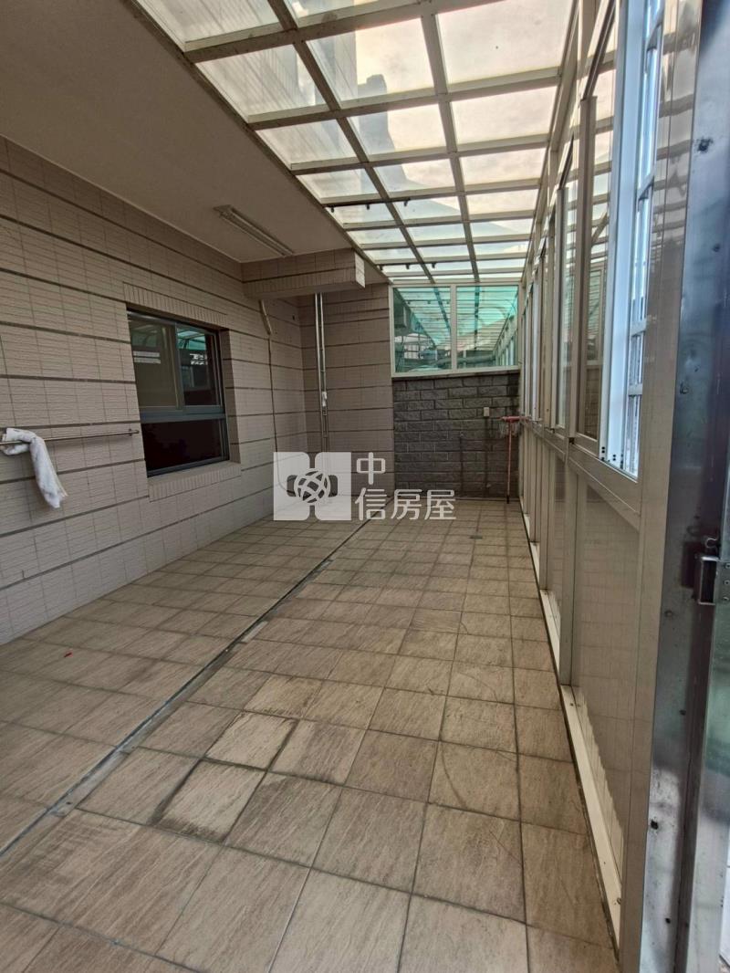 中壢前後院孝親房雙車位別墅房屋室內格局與周邊環境