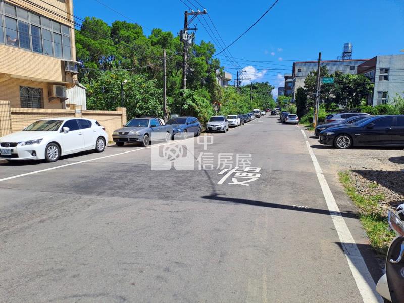 近中央大學合法農舍房屋室內格局與周邊環境