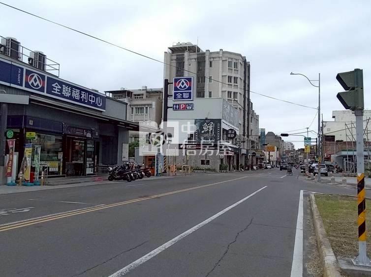 員林市區陶藝家藝文大地坪住宅房屋室內格局與周邊環境